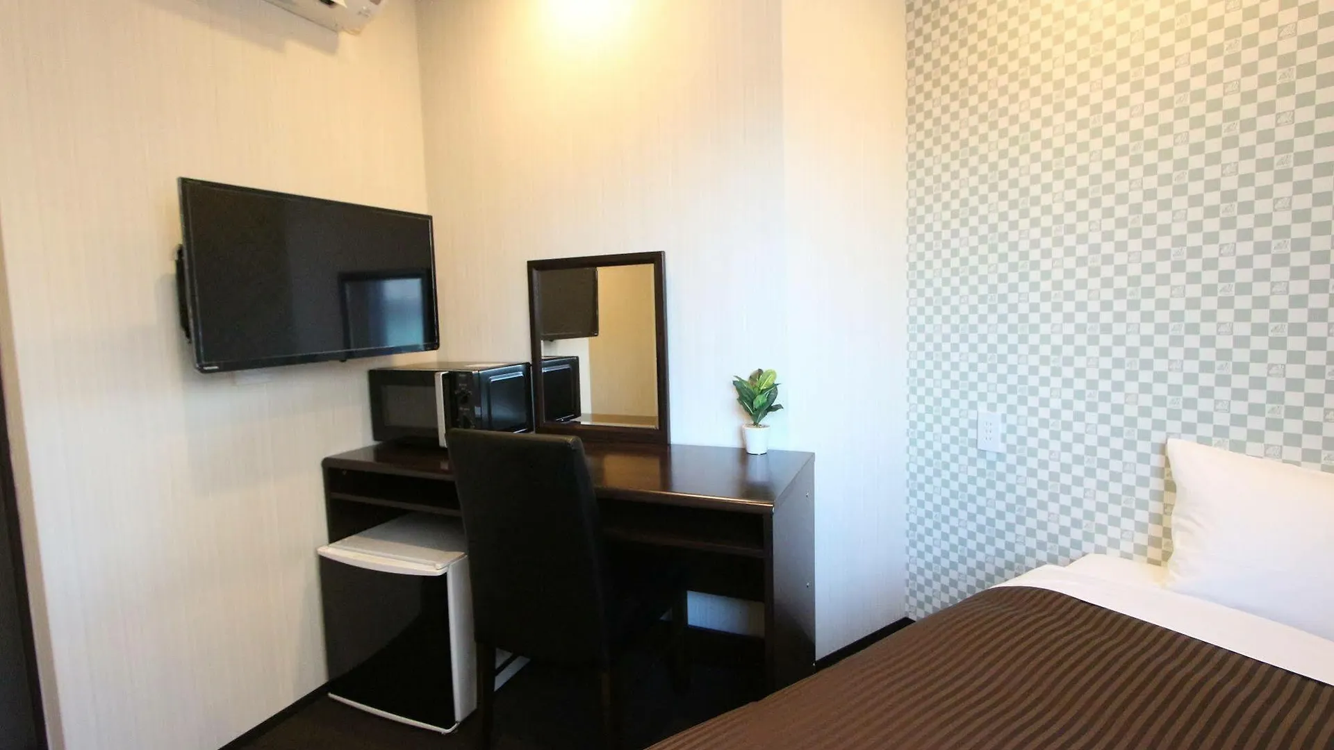 Hotel Livemax Nihonbashi Hakozaki Tokyo 3*,  Japan